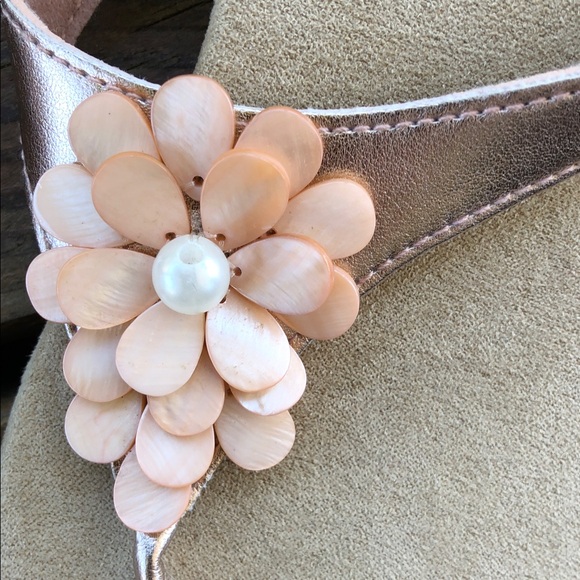 Sonoma Peach and Pearl Wedge thong Sandals 7/8 - Picture 5 of 5